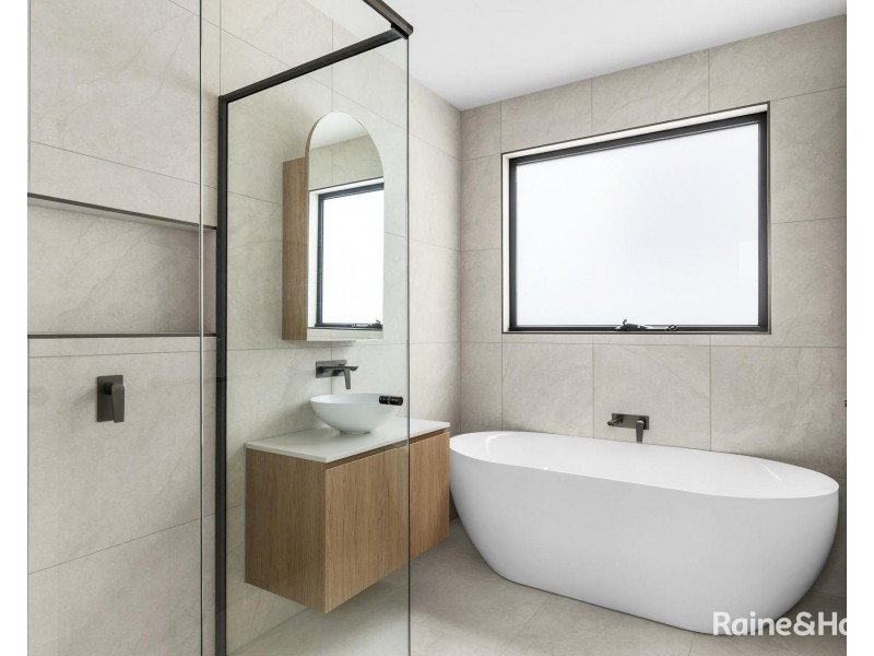 1/25 Pearl Street, Niddrie VIC 3042