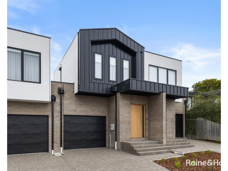 2/25 Pearl Street, Niddrie VIC 3042