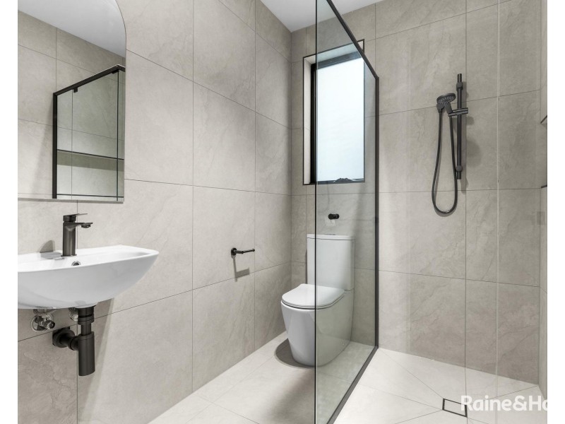 2/25 Pearl Street, Niddrie VIC 3042