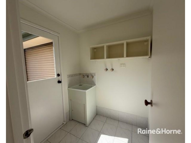 12 Halford Lane, Kensington VIC 3031