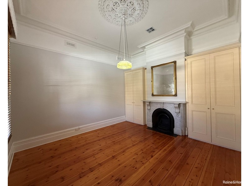 34 Grosvenor Street, Moonee Ponds VIC 3039