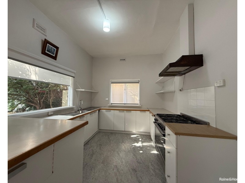 34 Grosvenor Street, Moonee Ponds VIC 3039