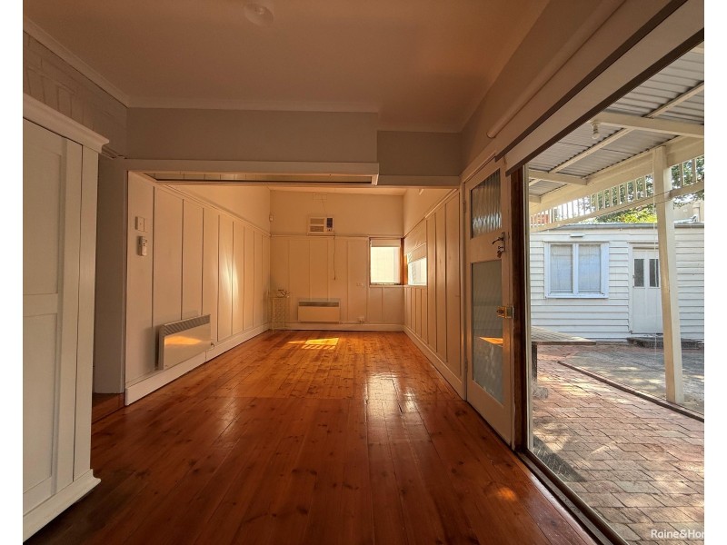 34 Grosvenor Street, Moonee Ponds VIC 3039