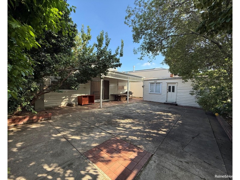 34 Grosvenor Street, Moonee Ponds VIC 3039