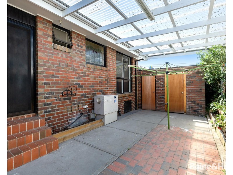 1/44 Cooper Street, Essendon VIC 3040