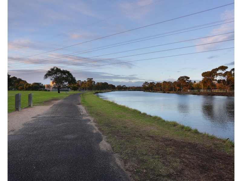 5/8 Hillside Crescent, Maribyrnong VIC 3032