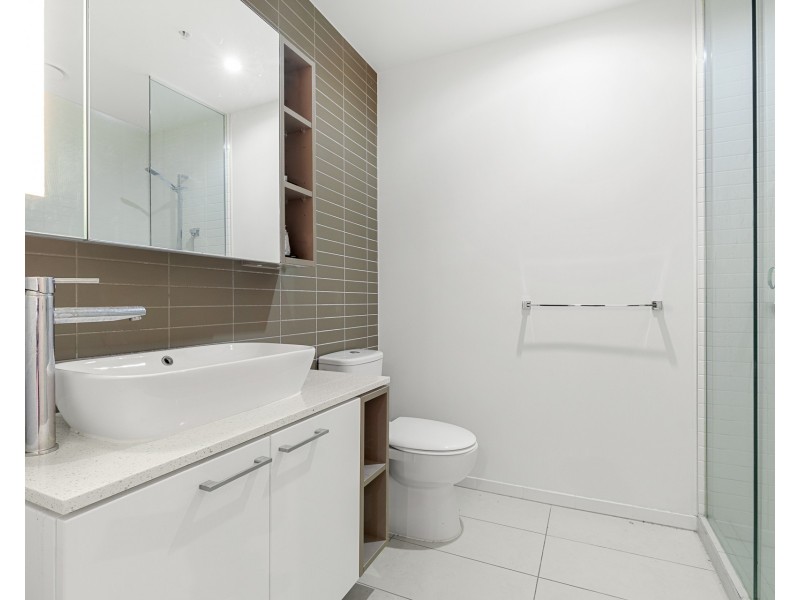 6216/172 Edward Street, Brunswick East VIC 3057