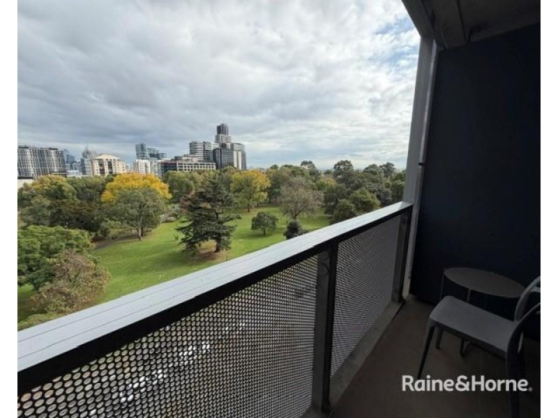 613/17 Singers Lane, Melbourne VIC 3000