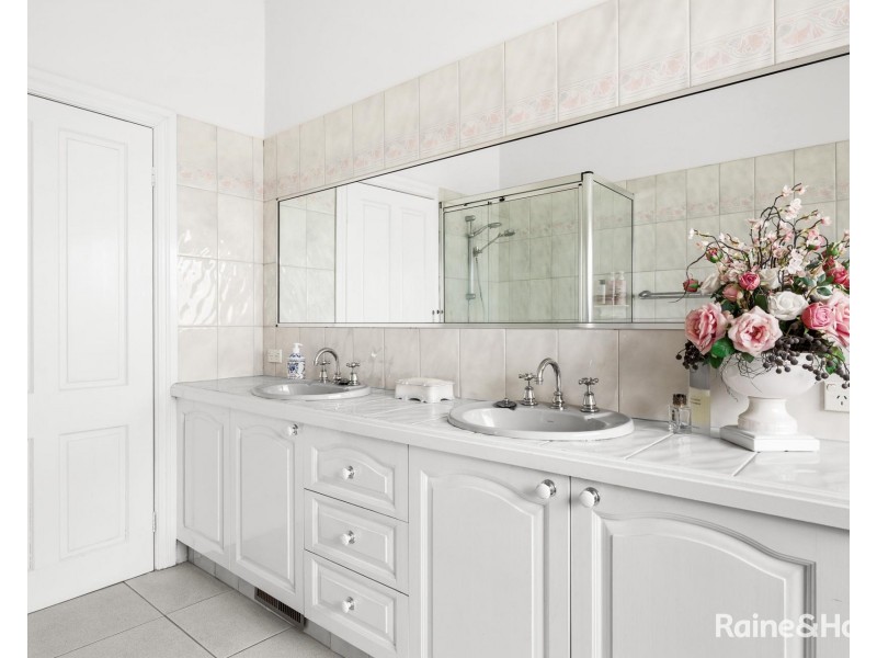 59 Donald Street, Brunswick VIC 3056