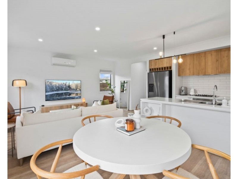 15 Arramont Road, Greenvale VIC 3059