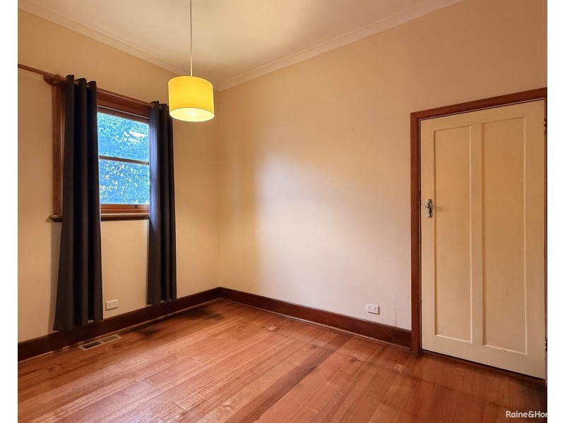 26 Charles Street, Ascot Vale VIC 3032