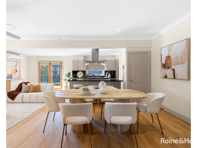 4 Burns Street, Maidstone VIC 3012