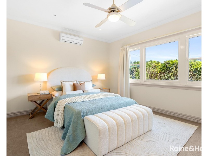 4 Burns Street, Maidstone VIC 3012