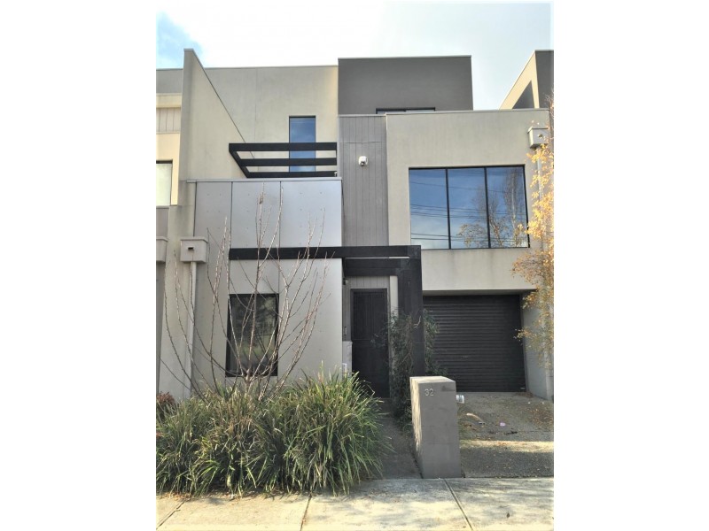 32 Ryan Street, Brunswick VIC 3056