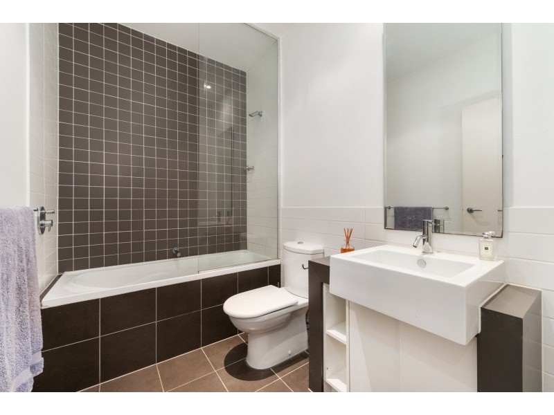 32 Ryan Street, Brunswick VIC 3056