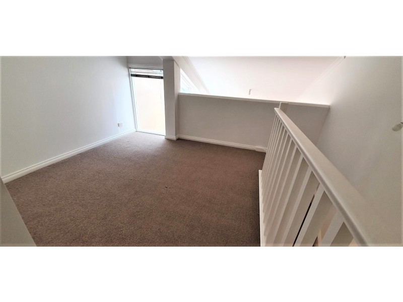 3/249 Drummond Street, Carlton VIC 3053