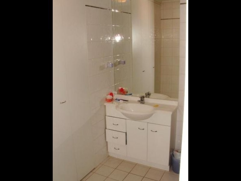 28 Bank Street, Southbank VIC 3006