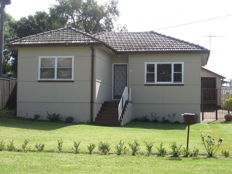 4 Bates Avenue, South Wentworthville NSW 2145