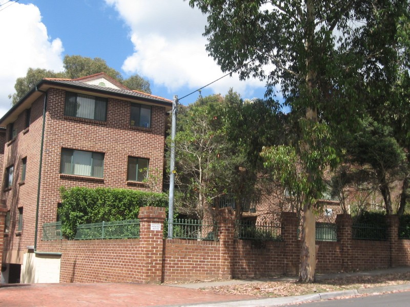 1/10-12 Bailey Street, Westmead NSW 2145