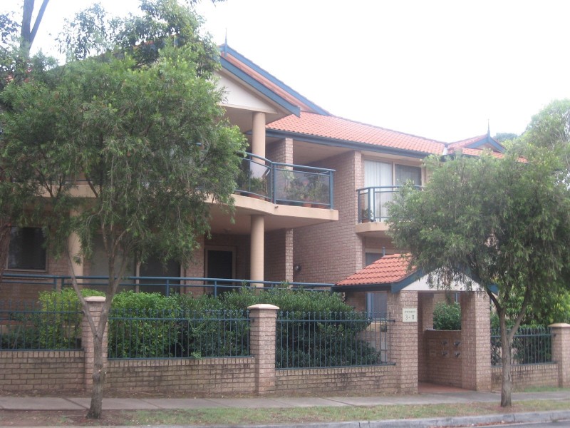 23/3-5 Oak Street, Westmead NSW 2145