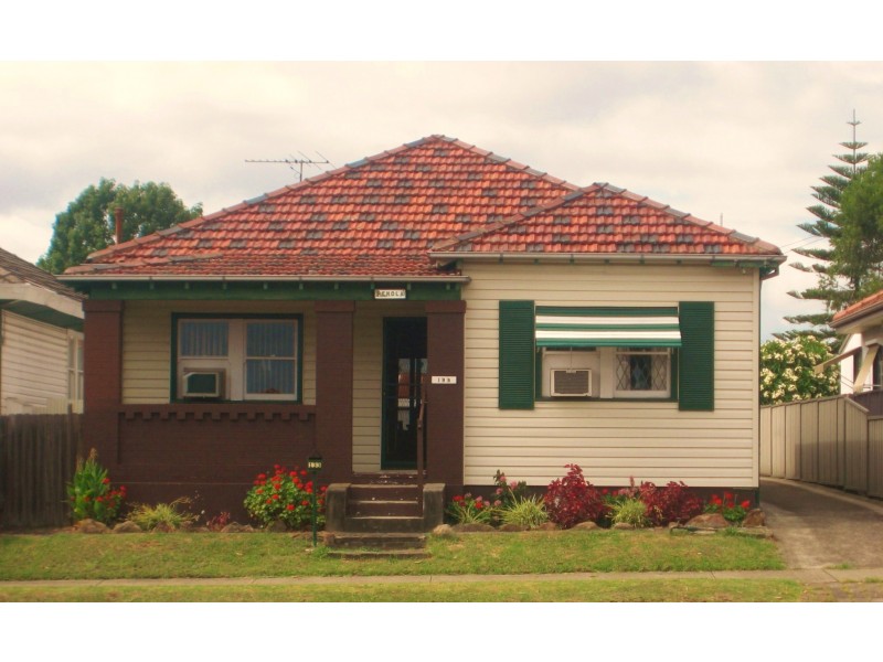 133 Great Western Highway, Mays Hill NSW 2145