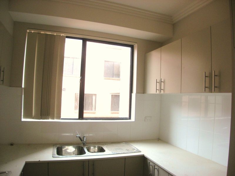 1/24-26 Reid Ave, Westmead NSW 2145