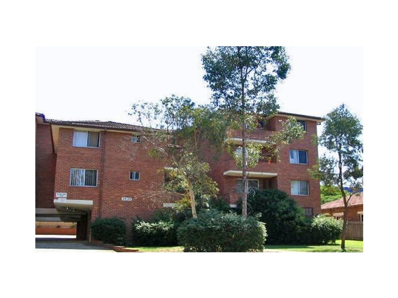 8/25-27 Lane Street, Wentworthville NSW 2145