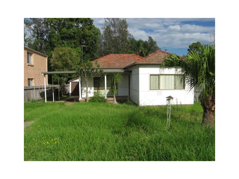 8 Griffith St, Wentworthville NSW 2145