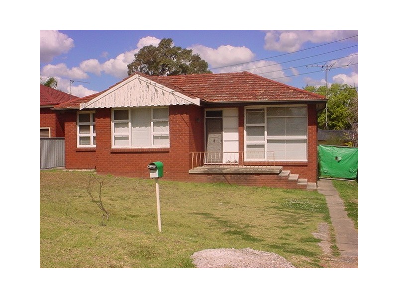 10 Greenslopes Street, Wentworthville NSW 2145
