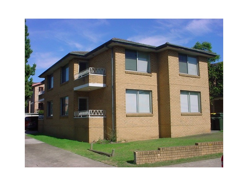 2/6 Alexandra Avenue, Westmead NSW 2145