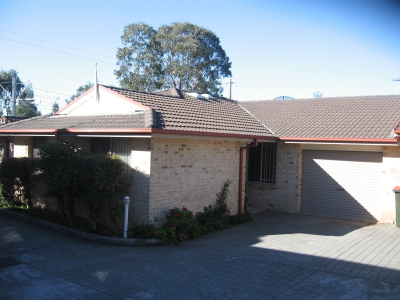 16/167 Targo Road, Girraween NSW 2145