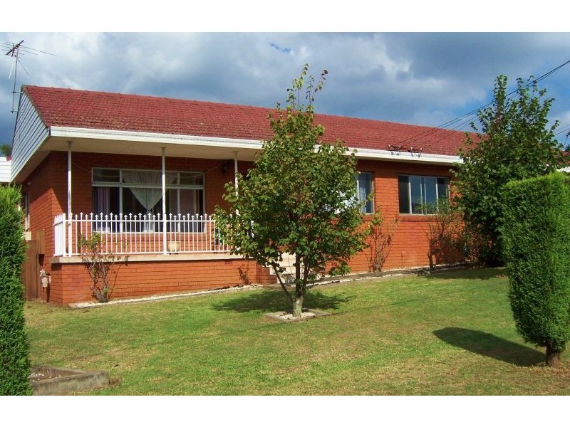 27 Boyne Avenue, Pendle Hill NSW 2145