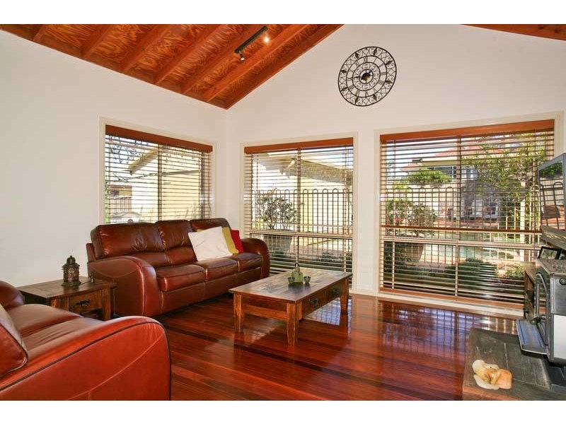 16 Gregory Street, Greystanes NSW 2145