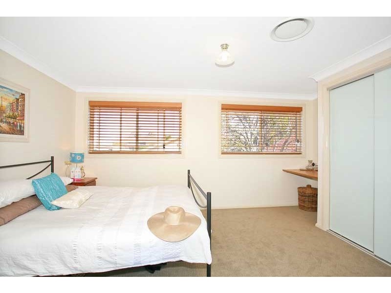 16 Gregory Street, Greystanes NSW 2145