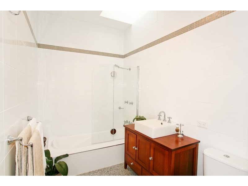 16 Gregory Street, Greystanes NSW 2145