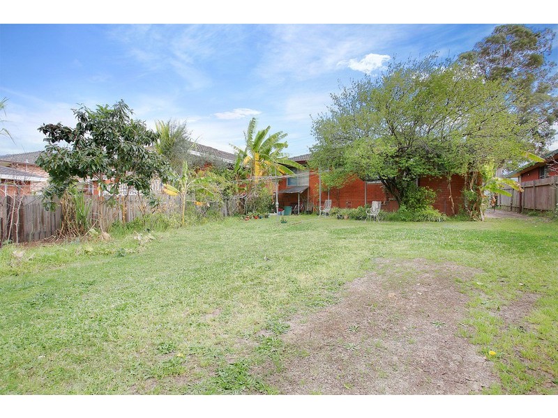 8 Orange Street, Greystanes NSW 2145