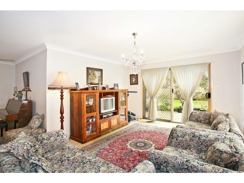 25 Oatlands Street, Wentworthville NSW 2145