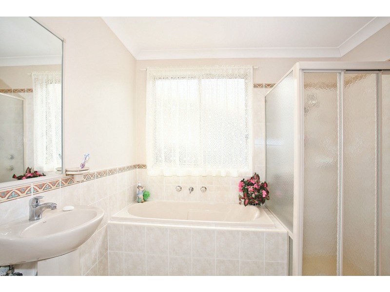 25 Oatlands Street, Wentworthville NSW 2145