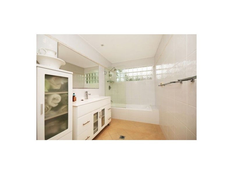 28 Henry Parry Drive, East Gosford NSW 2250