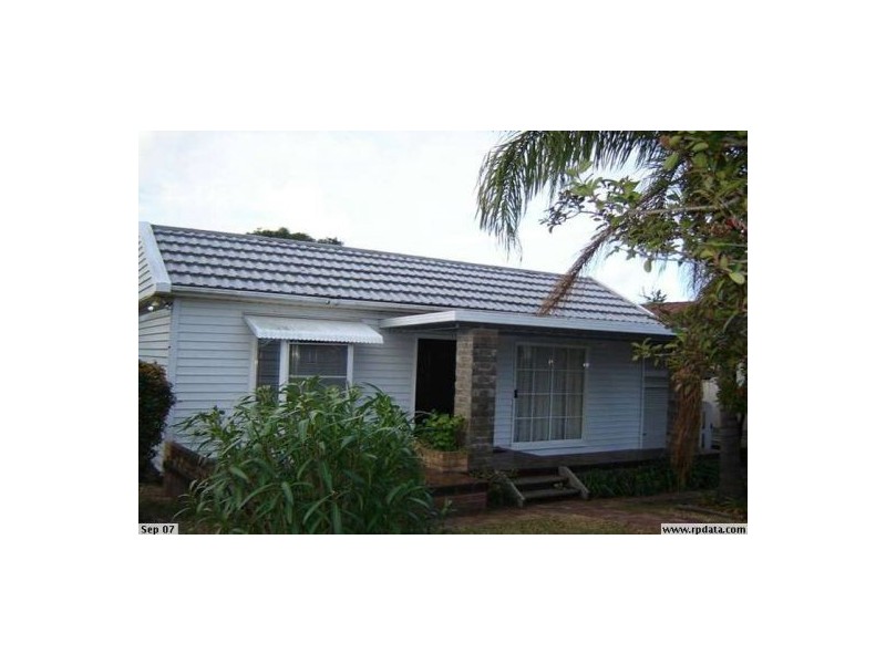 27 Trelawney Street, Killarney Vale NSW 2261