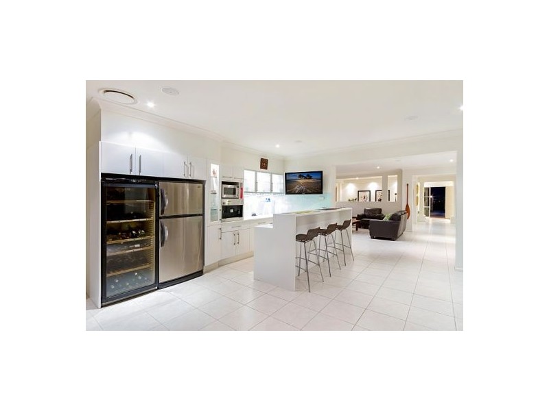 98 Broadwater Drive, Saratoga NSW 2251