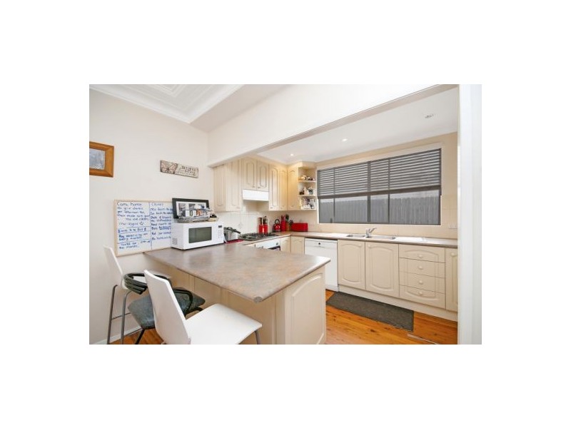 111 Wells Street, Springfield NSW 2250