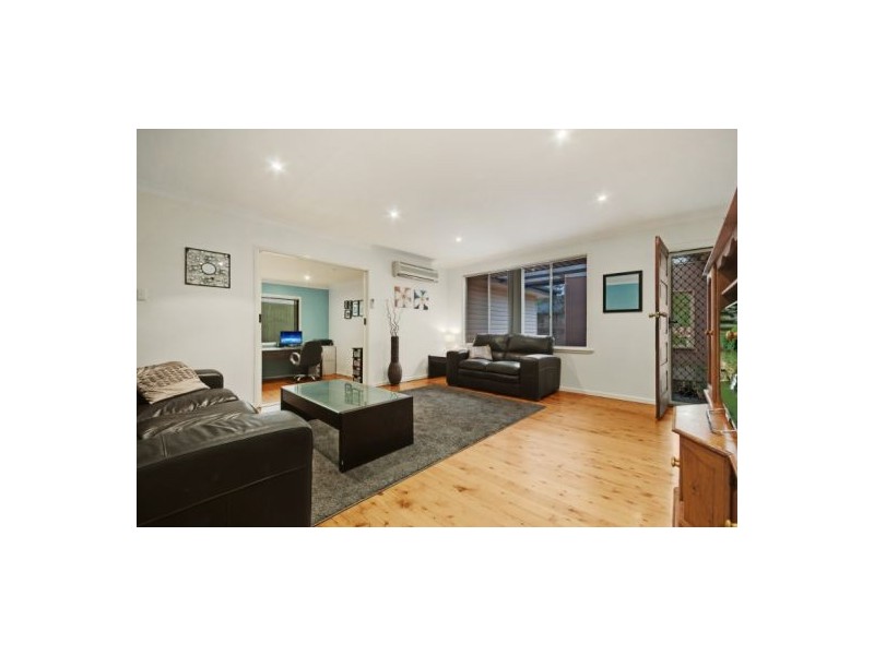 1 Keith Street, Wyoming NSW 2250