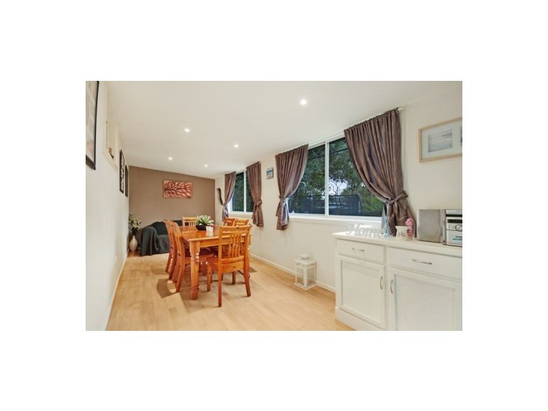 1 Keith Street, Wyoming NSW 2250