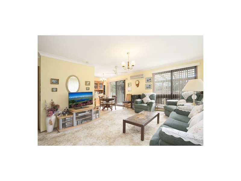 75 James Sea Drive, Green Point NSW 2251