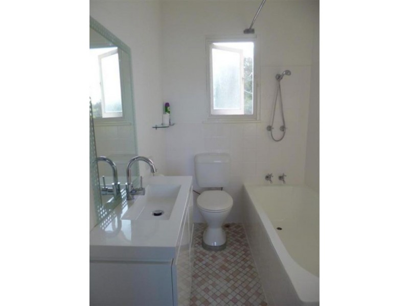 3/19 Caroline Street, East Gosford NSW 2250