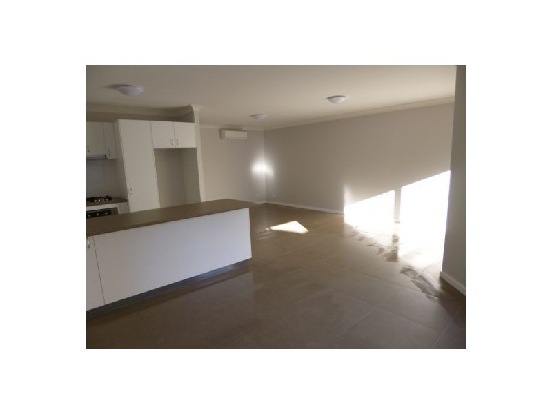 12 A Kirkness Avenue, North Gosford NSW 2250