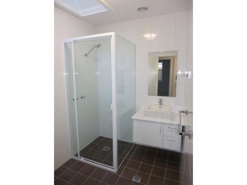 12 B Kirkness Avenue, North Gosford NSW 2250