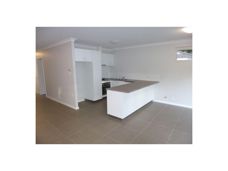 12 B Kirkness Avenue, North Gosford NSW 2250