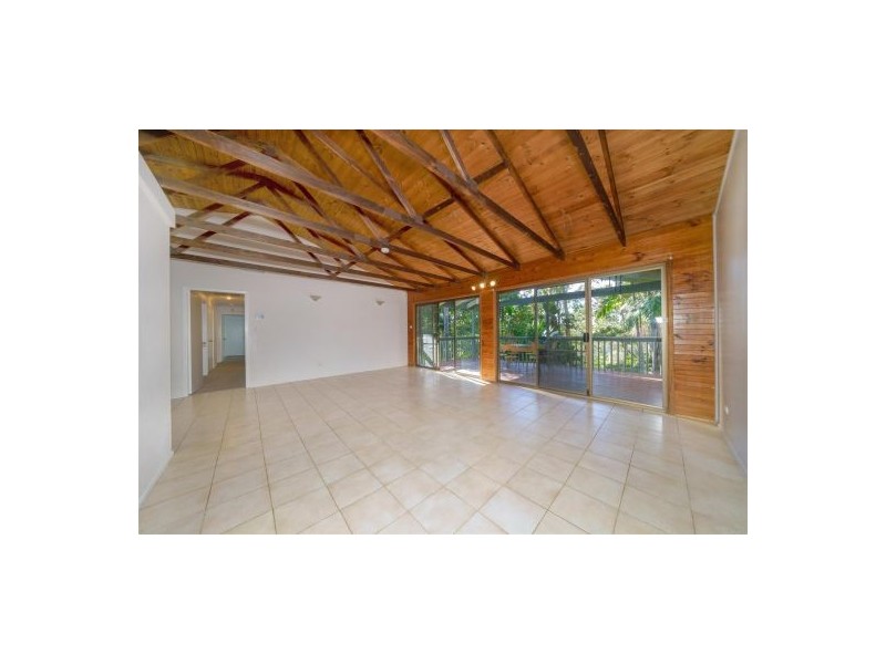 17 Bangalore Street, Ourimbah NSW 2258